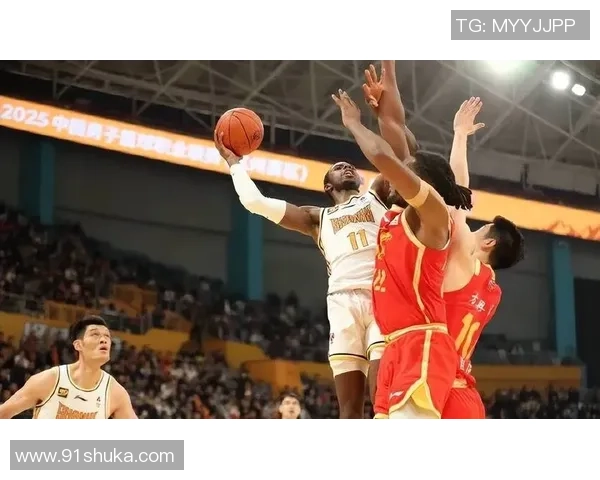 CBA精彩对决回顾广东队与吉林队的巅峰对抗录像分析