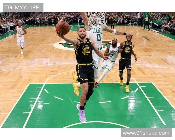 勇士与凯尔特人精彩对决录像回放赛场瞬间不容错过